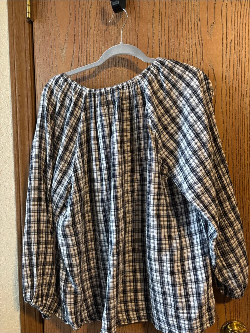 Old Navy Black and White Plaid Peasant Blouse - Picture 3 of 3